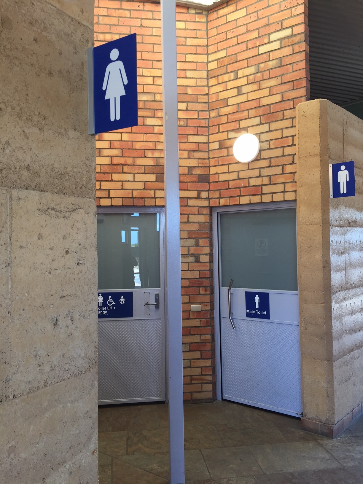 Toilet Directional Signs