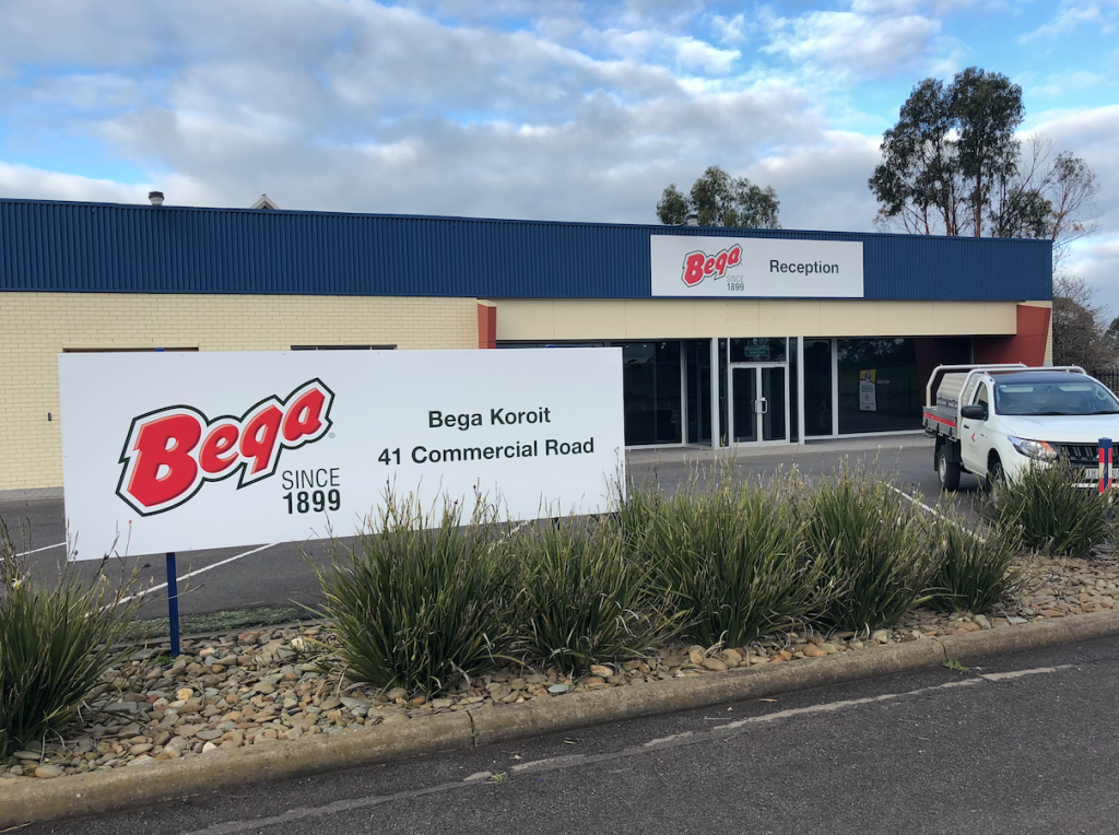 BEGA Koroit Business Sign