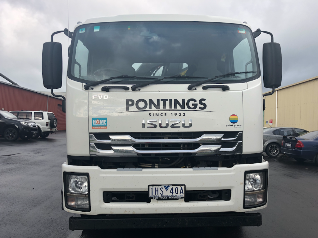 Pontings Vehicle Signage